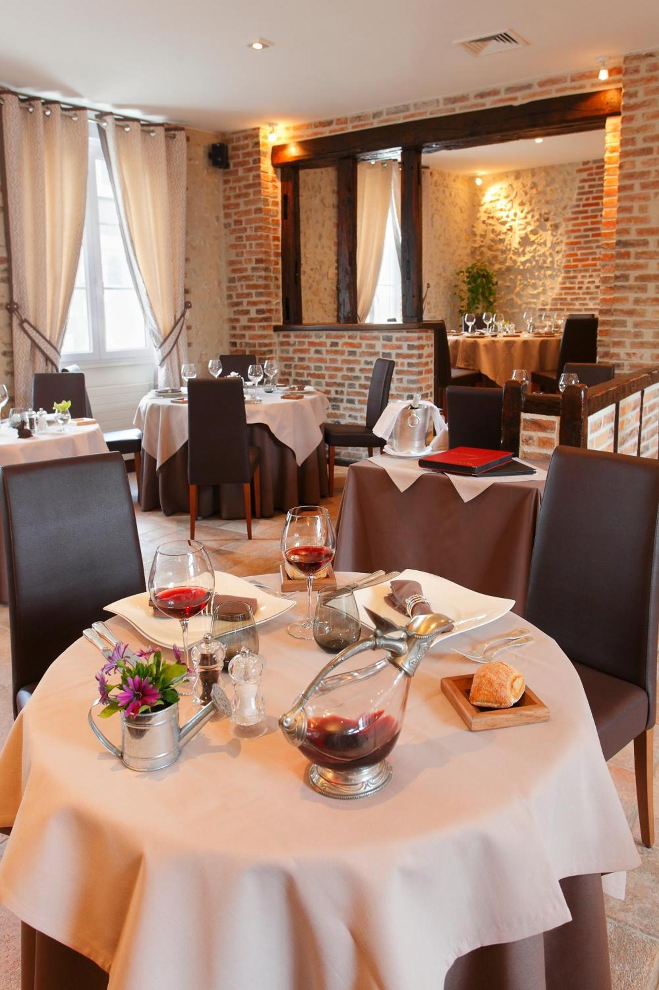 Hotel La Chaumiere Aubigny-sur-Nère Exteriér fotografie